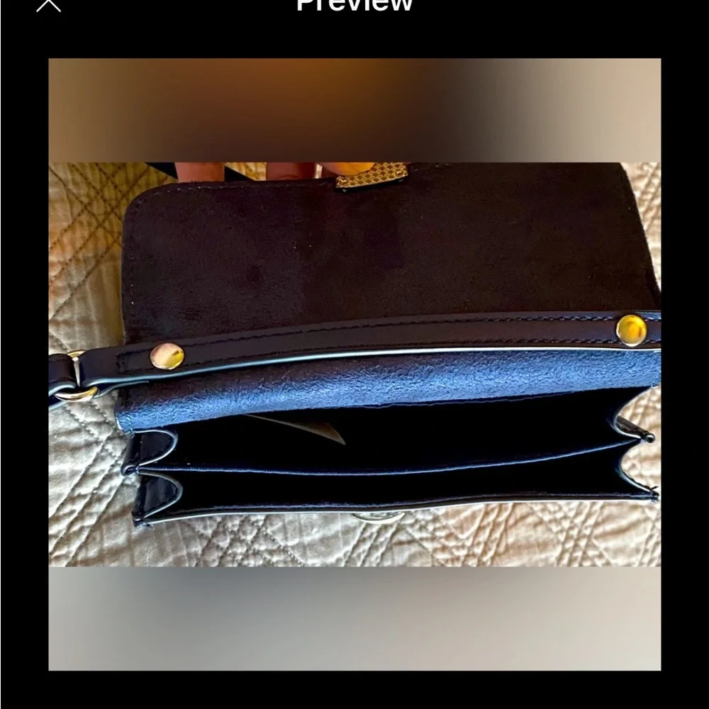 GAP Faux Leather Crossbody - Picture 6 of 8